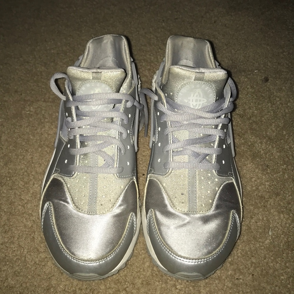 Silver Nike Huaraches Size 9